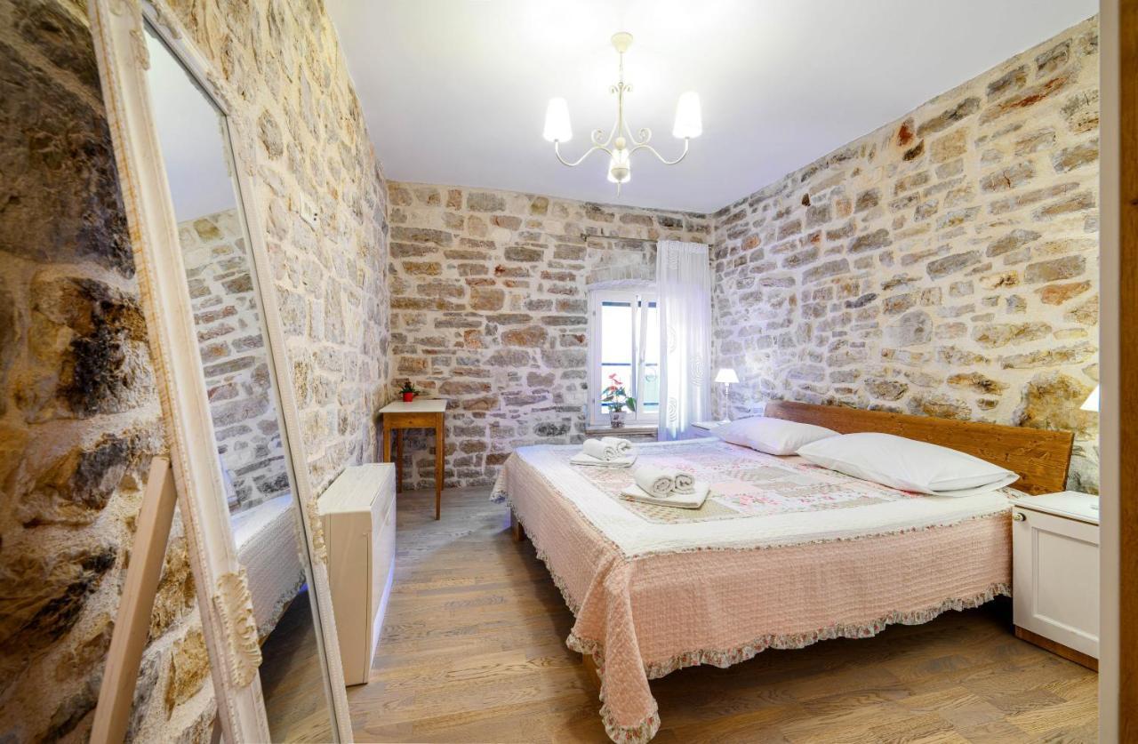 Apartments Festum Sibenik Bagian luar foto