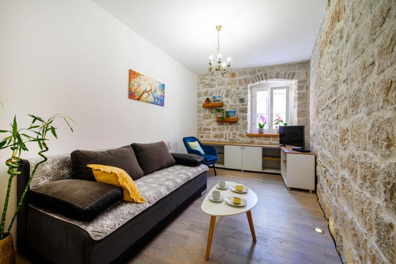 Apartments Festum Sibenik Bagian luar foto