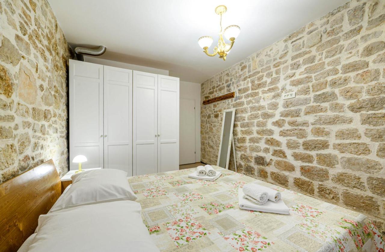 Apartments Festum Sibenik Bagian luar foto