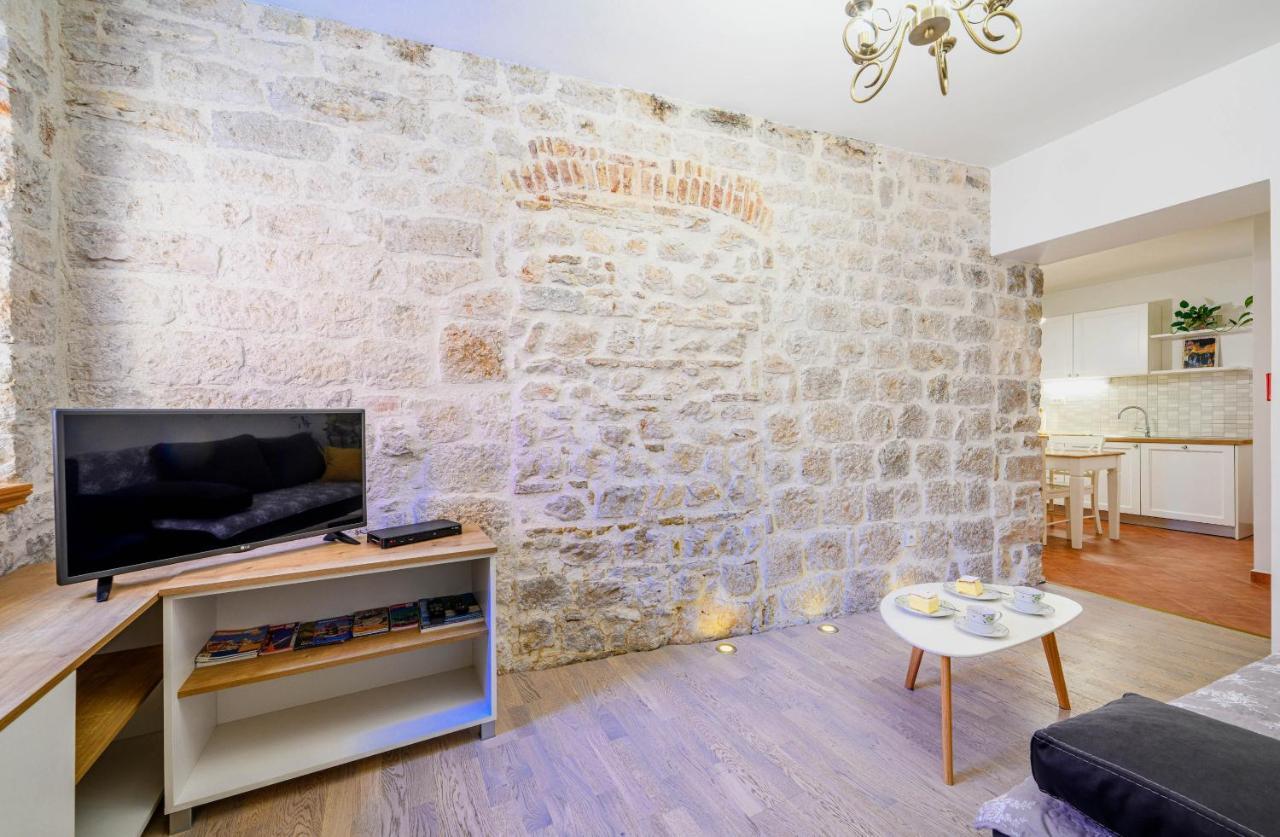Apartments Festum Sibenik Bagian luar foto