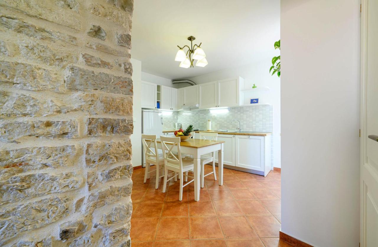 Apartments Festum Sibenik Bagian luar foto