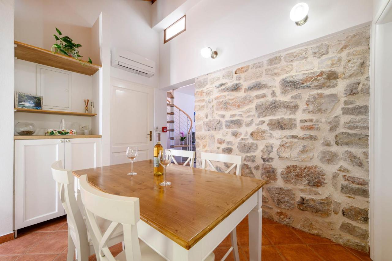 Apartments Festum Sibenik Bagian luar foto