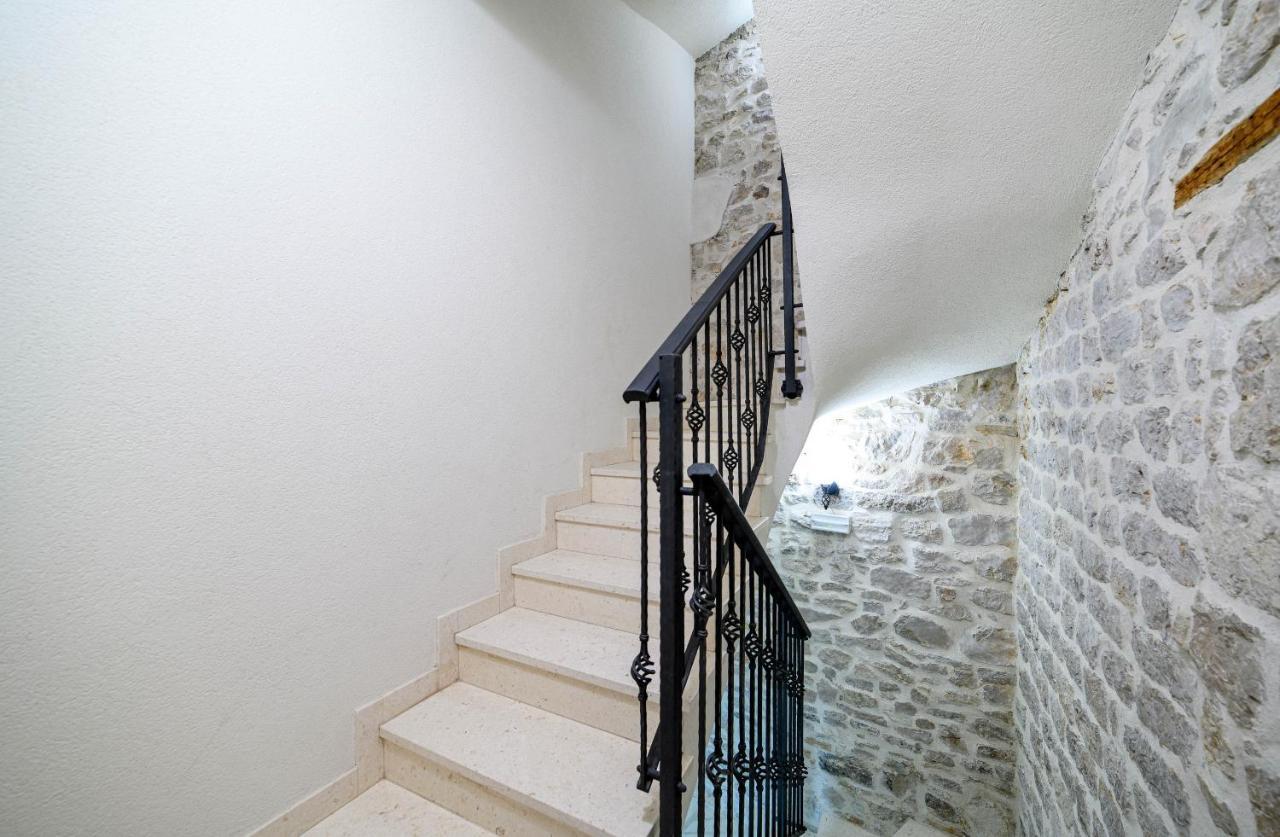 Apartments Festum Sibenik Bagian luar foto